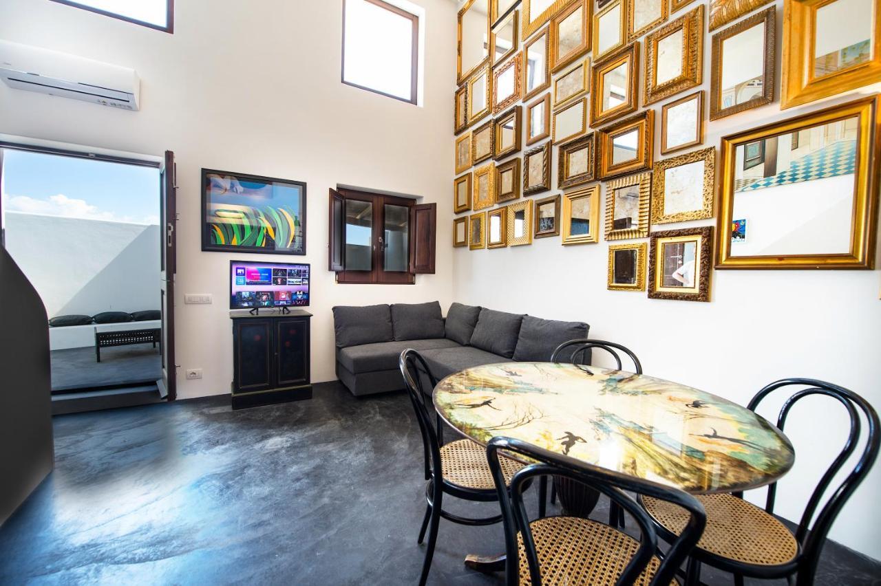 Casa Due Lune Стромболи Екстериор снимка