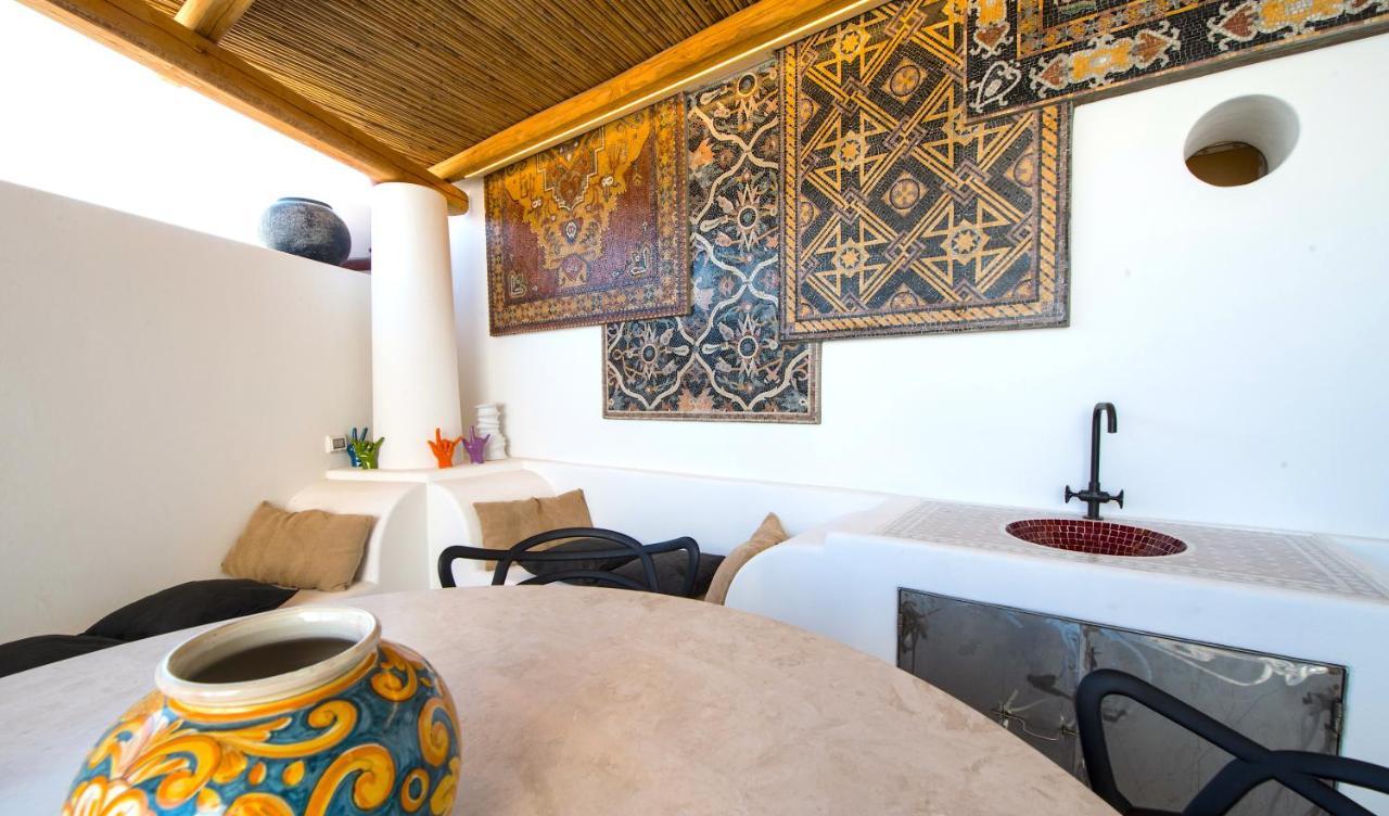 Casa Due Lune Стромболи Екстериор снимка